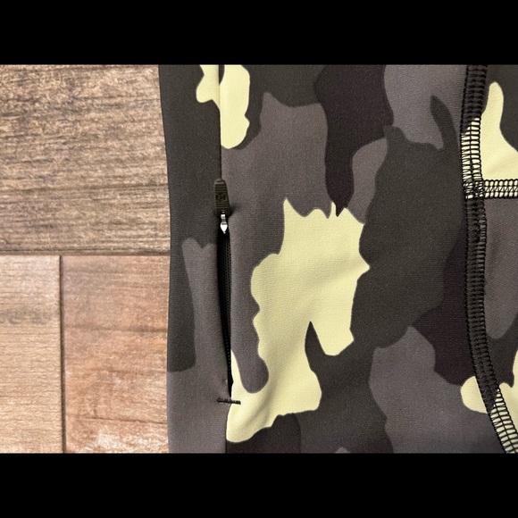 Lululemon Legging size 12 - Picture 7 of 8